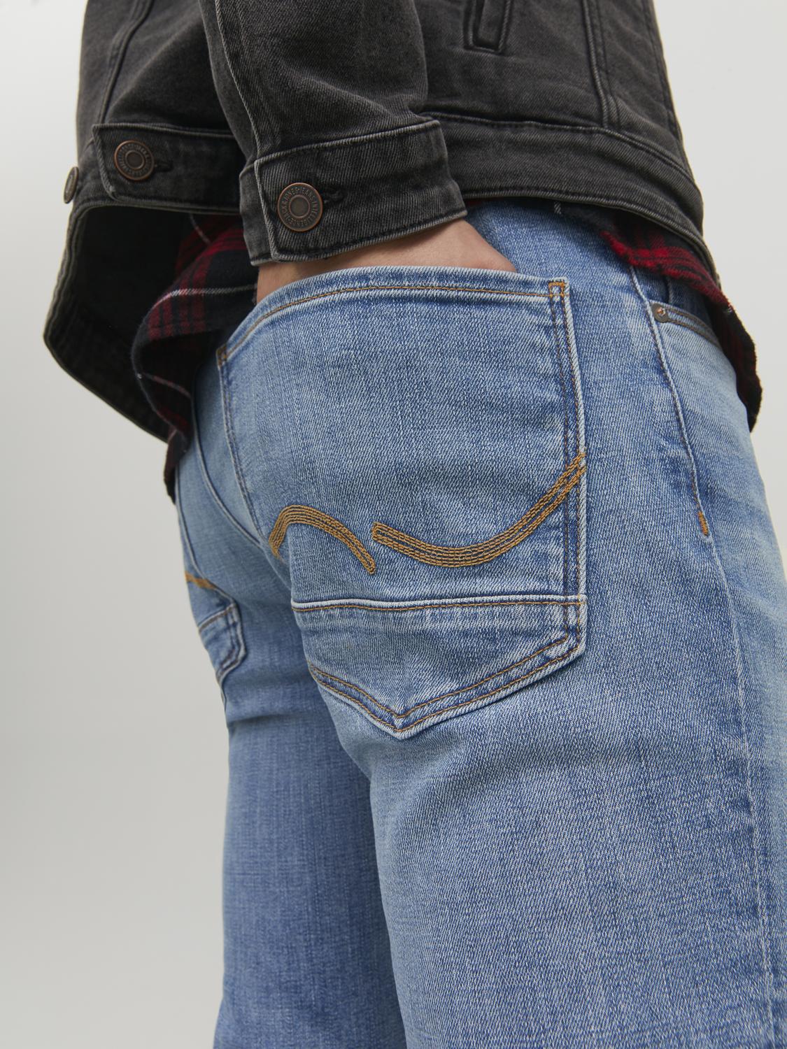 model_shot-detail